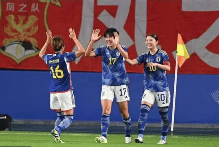 国际女子足球比赛持续吸引目光