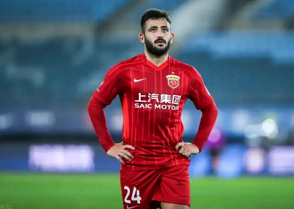 杏彩体育入口-老将经验发挥关键作用，引领球队胜利