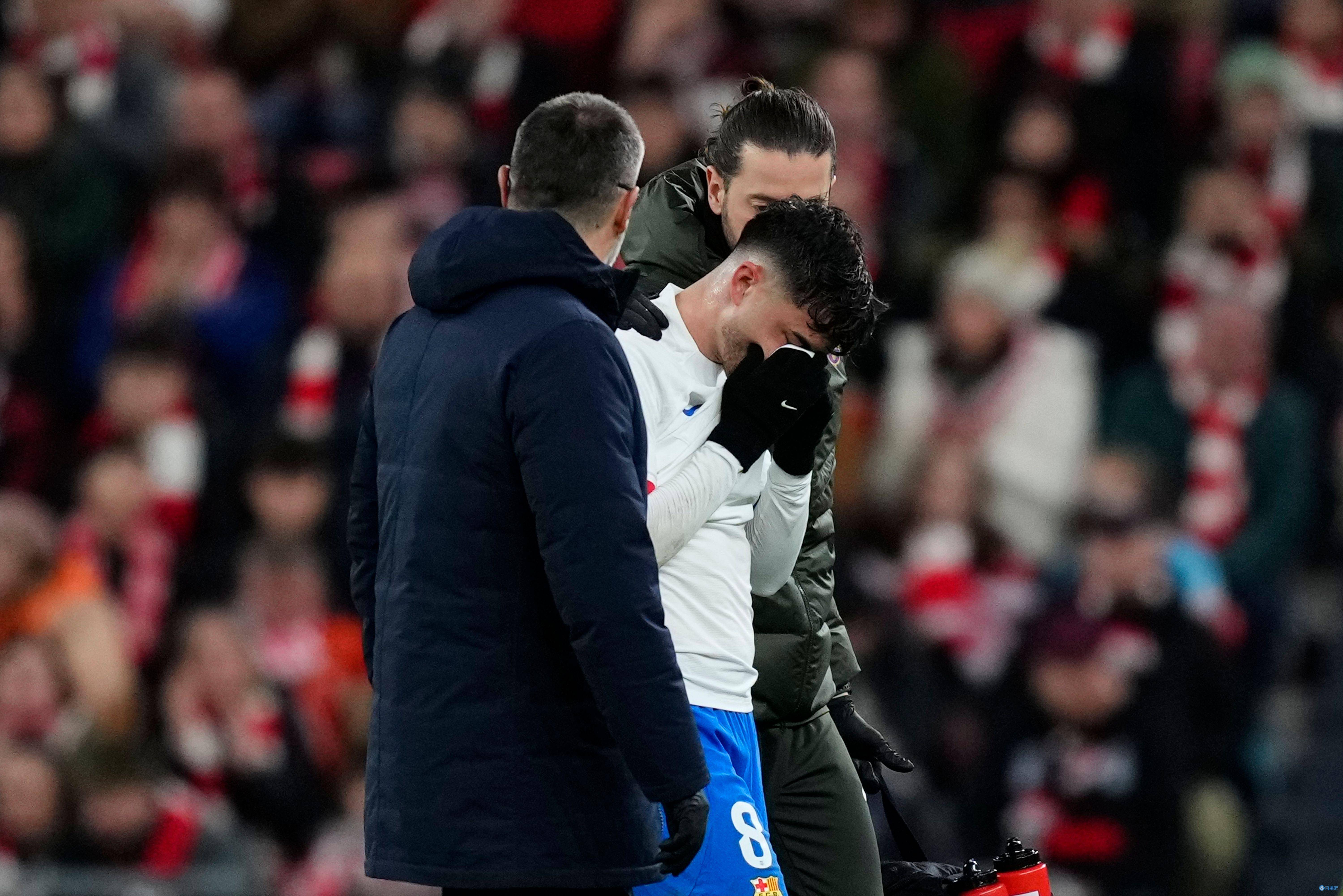 巴萨中场核心缺阵，球队失去控制力