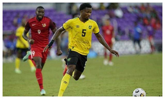 杏彩体育网页版入口-博洛尼亚展现出强大的斗志和实力