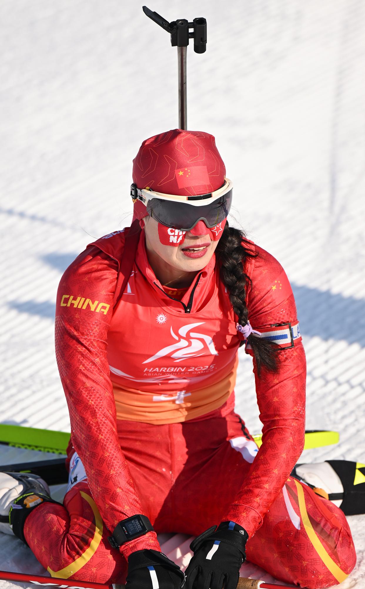 杏彩体育下载-运动赛事中，女选手们展现出众技艺