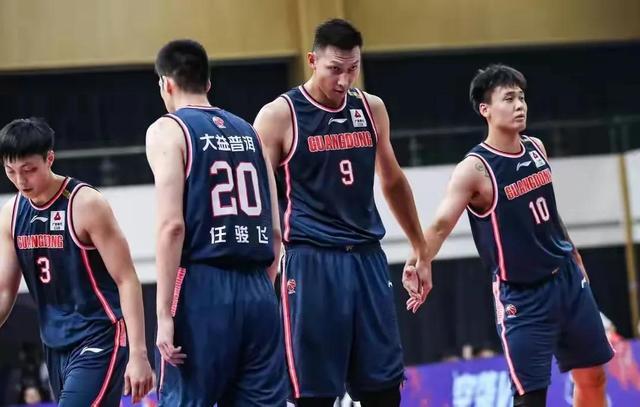 杏彩体育下载-广东队遭遇连败，喜迎胜利重返正轨