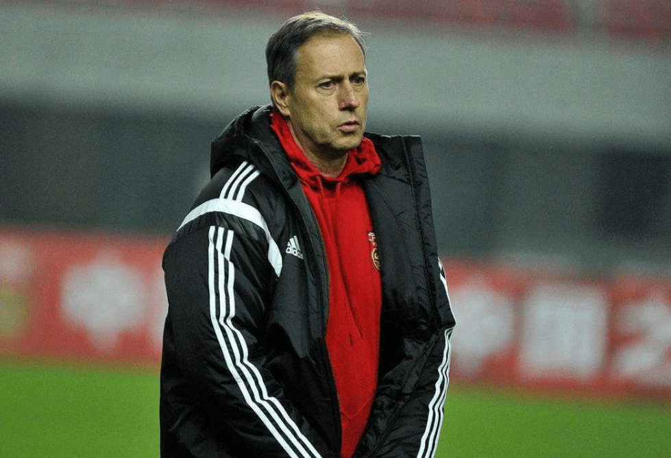 佩兰出任球队主帅,制定新战术方案 佩兰出任球队主帅,制定新战术方案