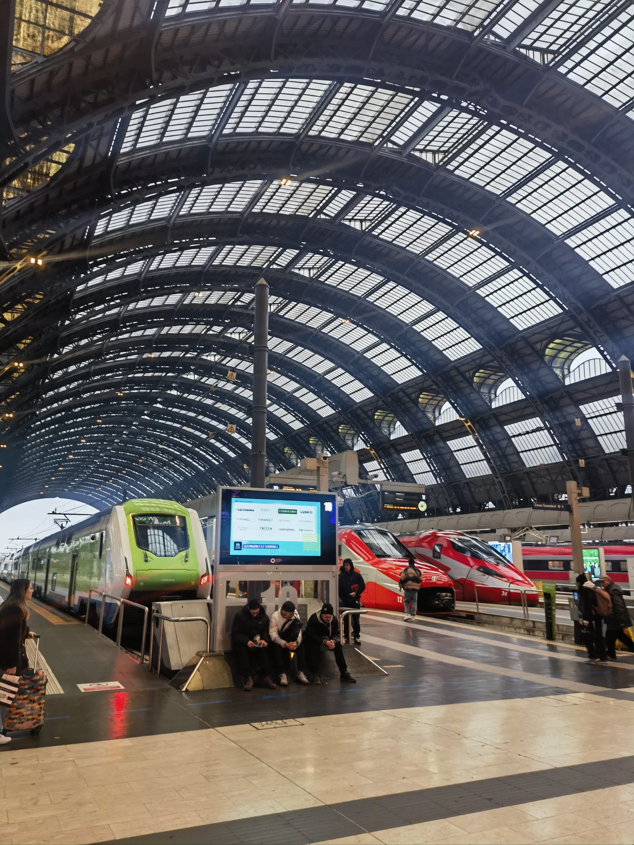 米兰地铁线路再次延长,市民出行更加便利 米兰地铁线路再次延长,市民出行更加便利